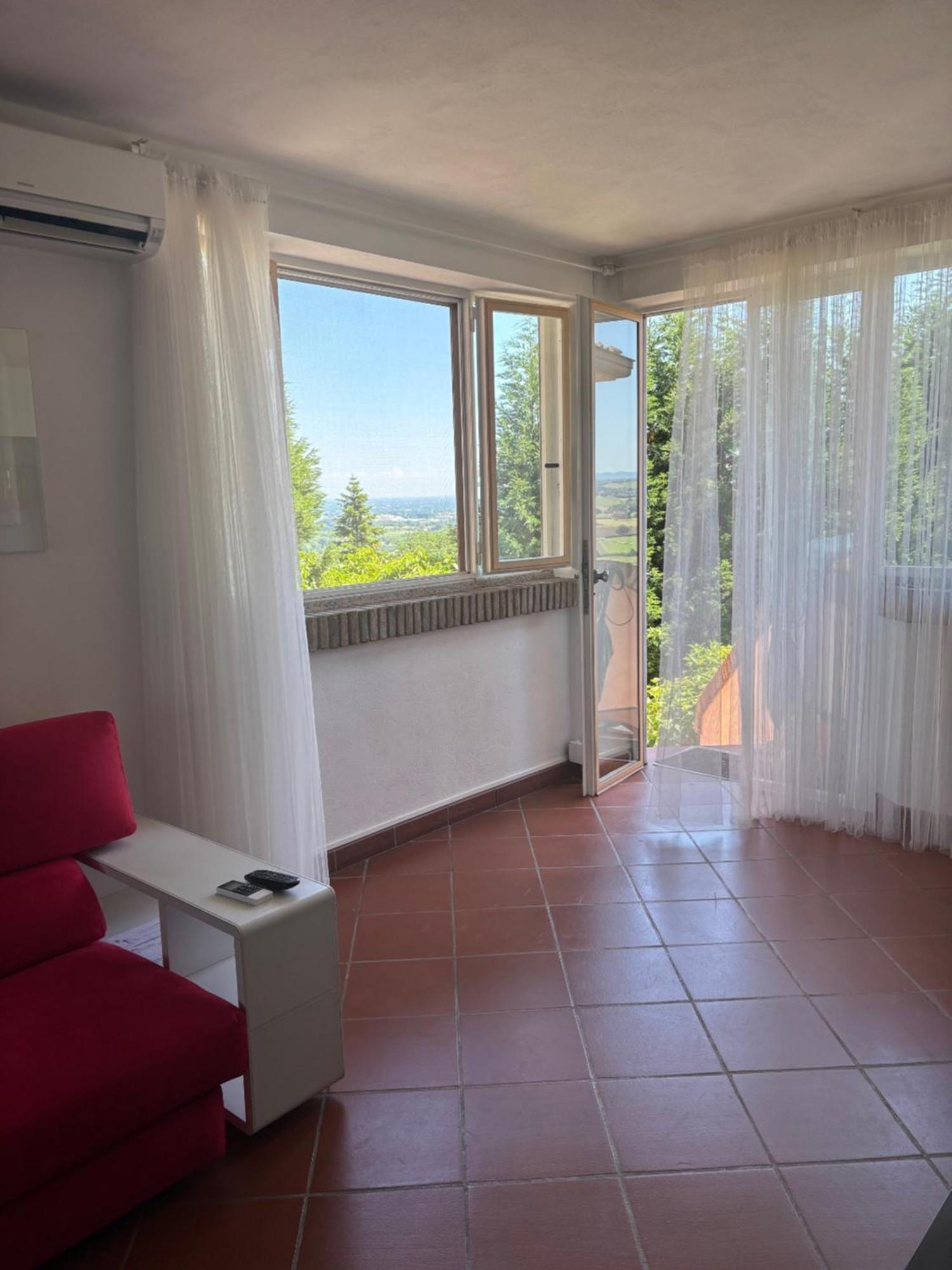 Villa Isella Maranello Exterior photo